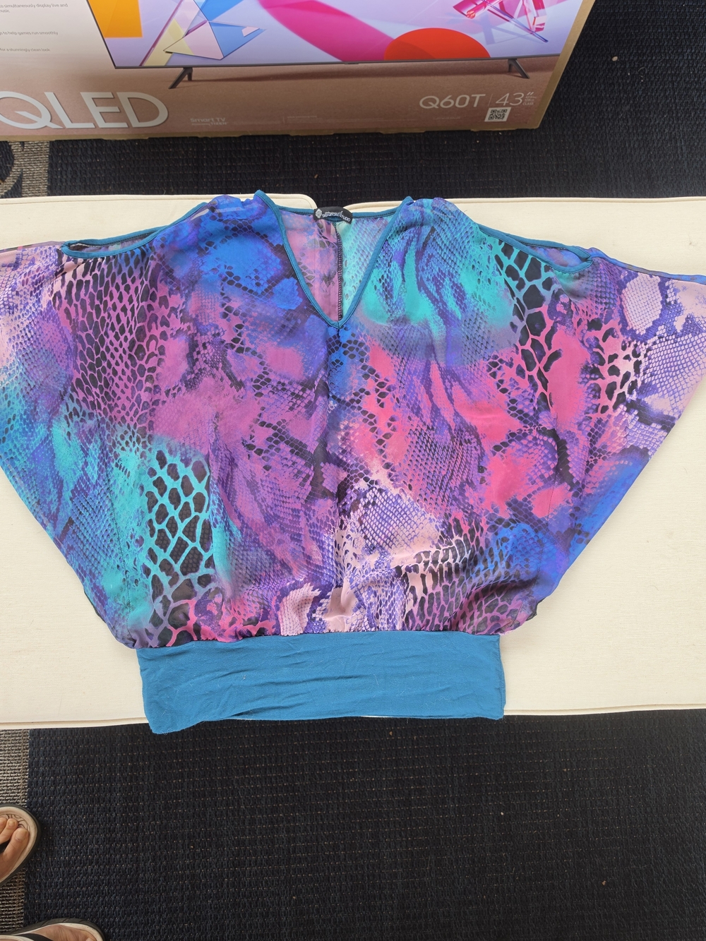 Signature Studio Teal Pink Purple Multicolor Batwing Blouse